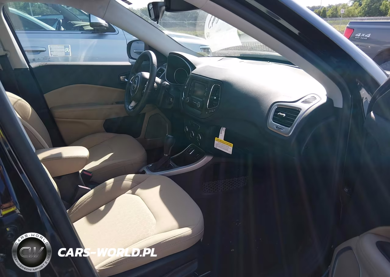 2018 Jeep Compass Sport Fwd VIN:3C4NJCABXJT357839 - 5