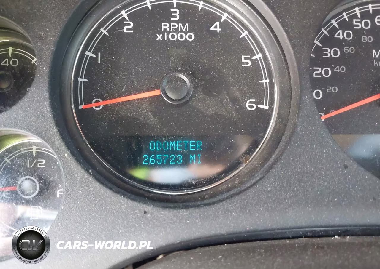 2013 Chevrolet Tahoe Ls VIN:1GNSCAE02DR131258 - 15