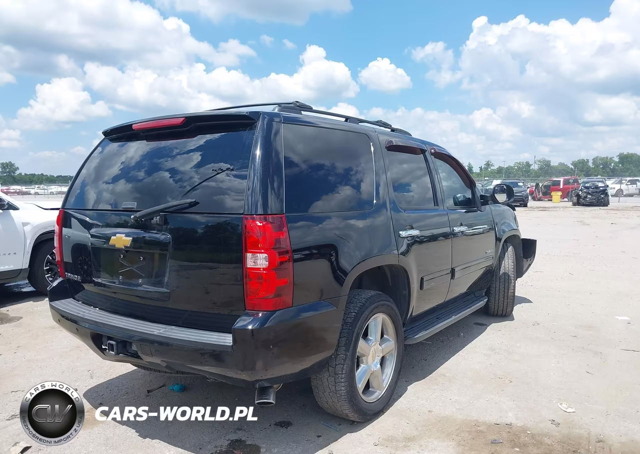 2013 Chevrolet Tahoe Ls VIN:1GNSCAE02DR131258 - 4