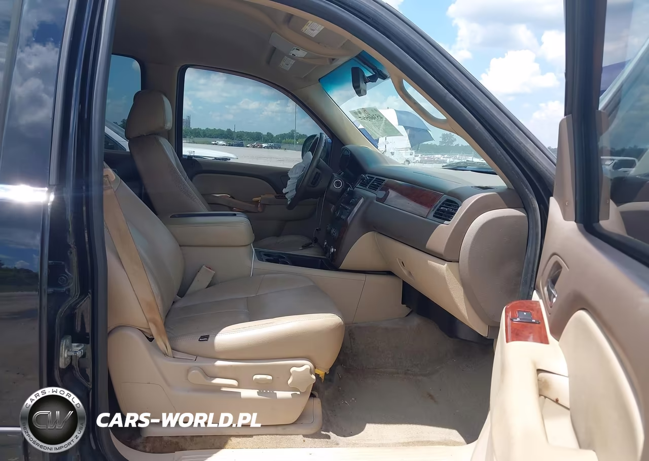 2013 Chevrolet Tahoe Ls VIN:1GNSCAE02DR131258 - 5
