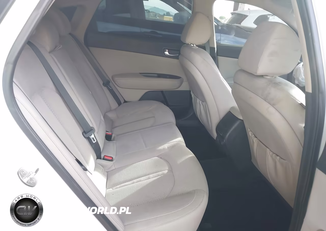 2018 Kia Optima Lx VIN:5XXGT4L32JG256109 - 8
