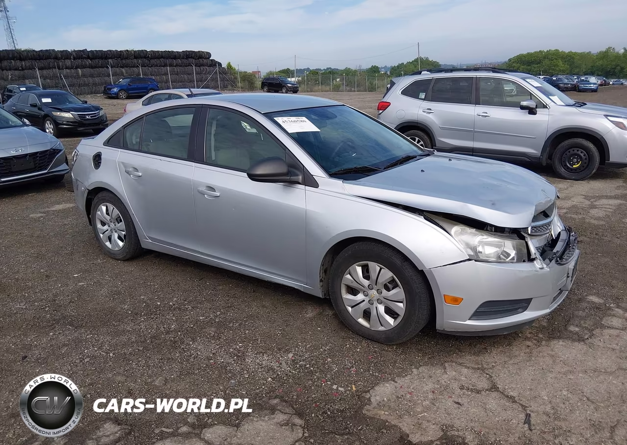 2014 Chevrolet Cruze Ls Auto – zdjęcie 1 z 16