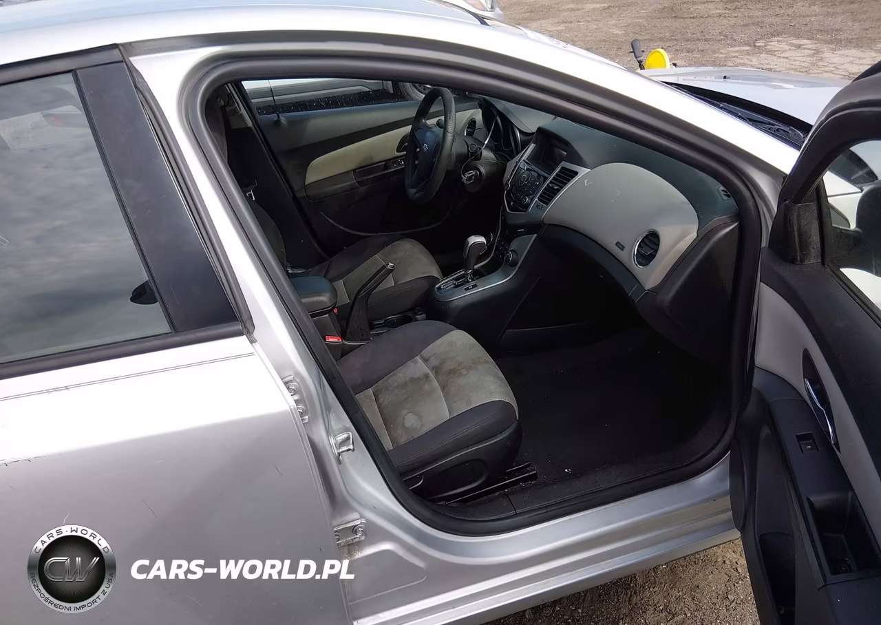 2014 Chevrolet Cruze Ls Auto VIN:1G1PA5SG9E7466360 - 5