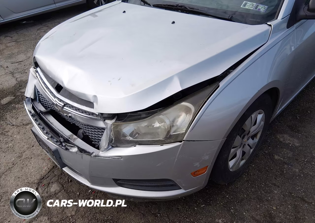 2014 Chevrolet Cruze Ls Auto VIN:1G1PA5SG9E7466360 - 6