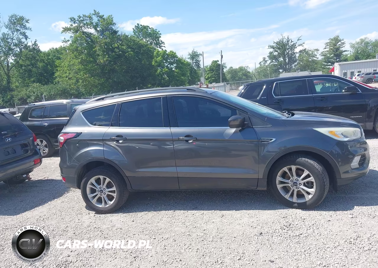 2017 Ford Escape Se VIN:1FMCU9GD0HUA24989 - 13