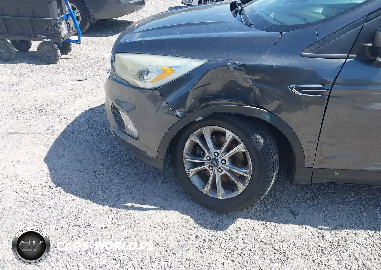 2017 Ford Escape Se VIN:1FMCU9GD0HUA24989 - 6