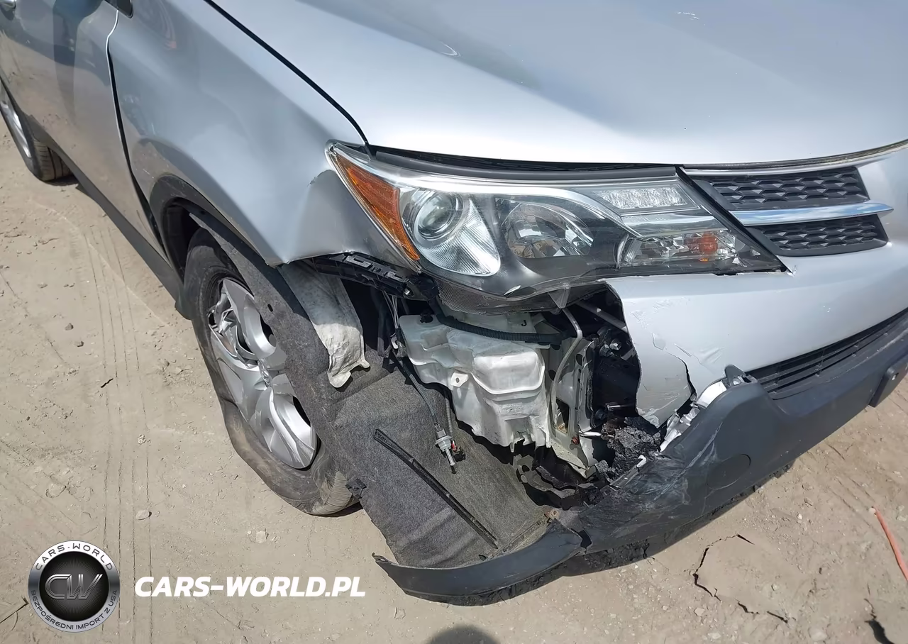2015 Toyota Rav4 Le VIN:JTMBFREV5FJ030145 - 6