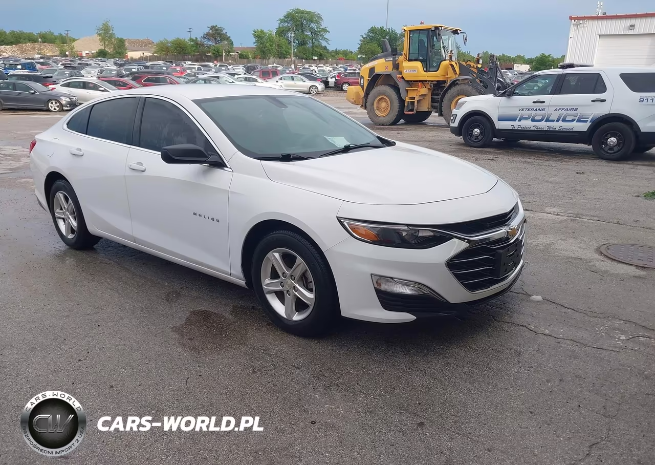 2020 Chevrolet Malibu Fwd 1Fl – zdjęcie 1 z 20