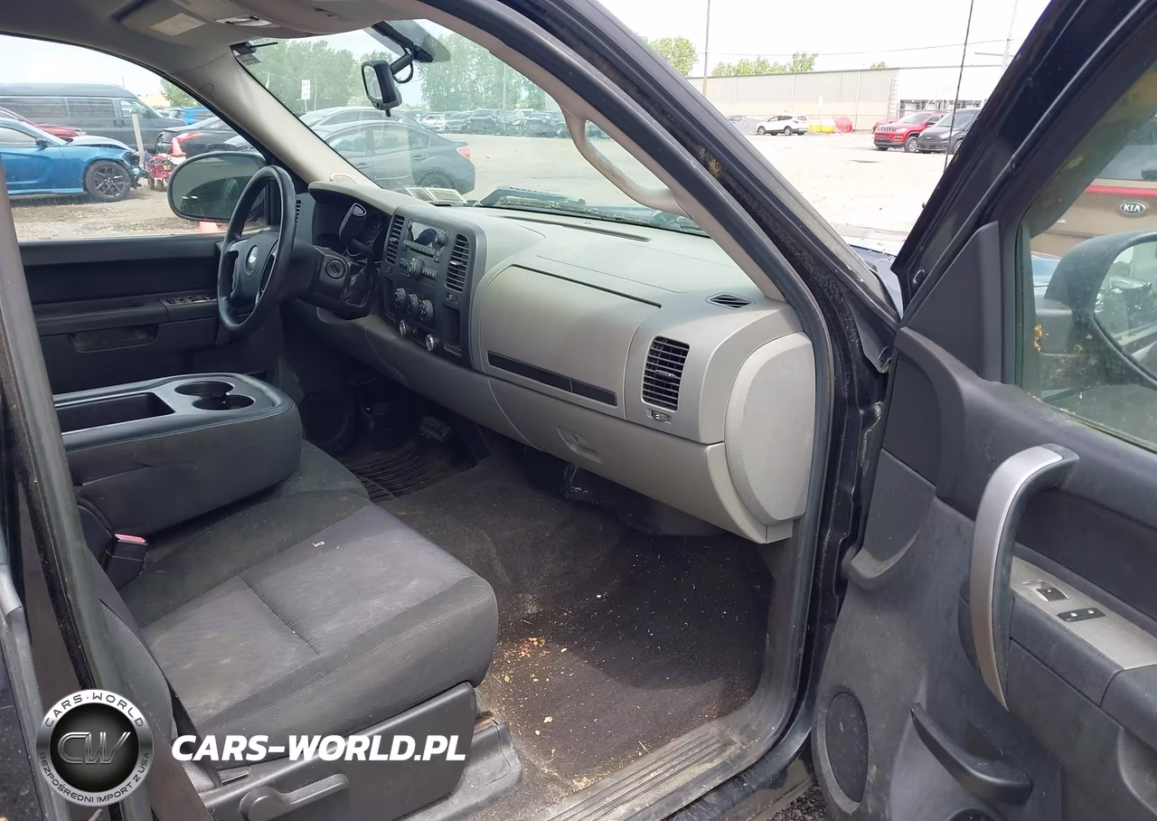 2010 Chevrolet Silverado 1500 Ls VIN:1GCSCREA1AZ110218 - 5