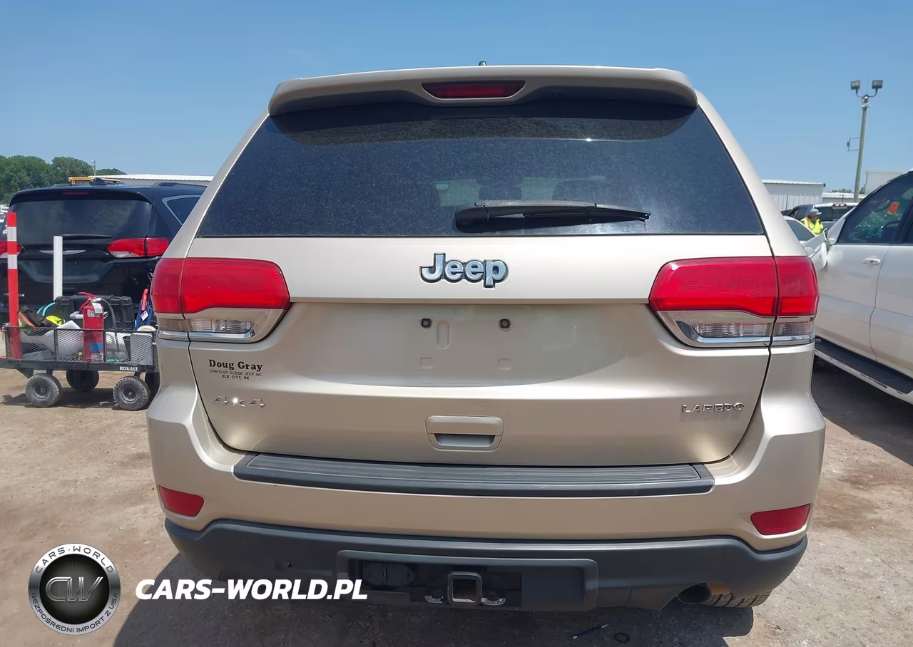 2014 Jeep Grand Cherokee Laredo VIN:1C4RJFAG8EC242317 - 16
