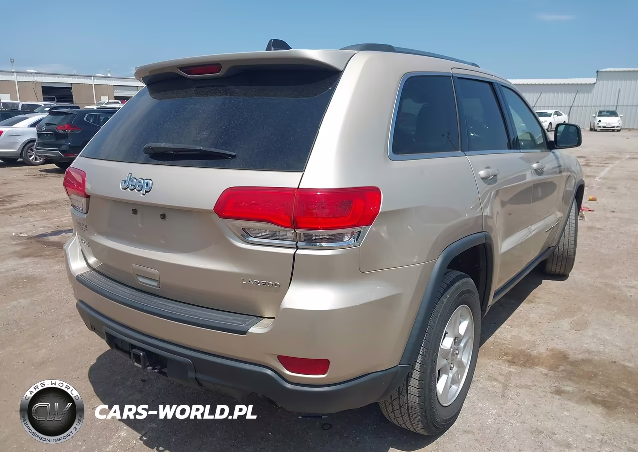 2014 Jeep Grand Cherokee Laredo VIN:1C4RJFAG8EC242317 - 4