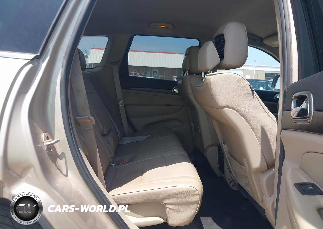 2014 Jeep Grand Cherokee Laredo VIN:1C4RJFAG8EC242317 - 8