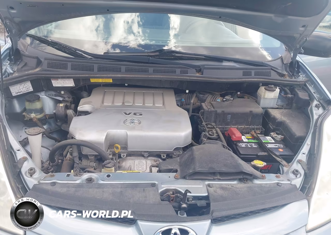 2010 Toyota Sienna Le VIN:5TDKK4CCXAS325785 - 10