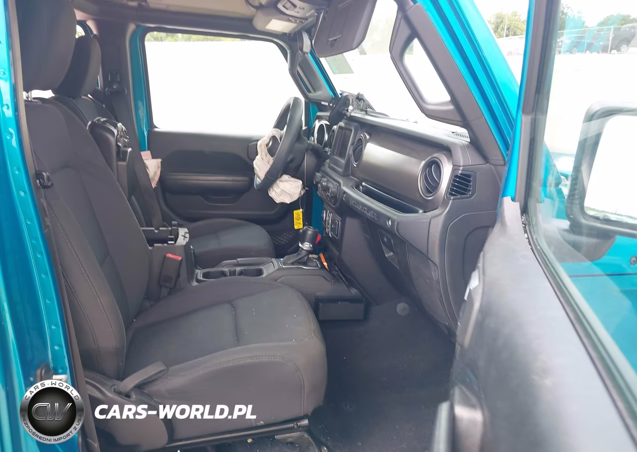 2020 Jeep Wrangler Unlimited Sport S 4X4 VIN:1C4HJXDG2LW110582 - 5