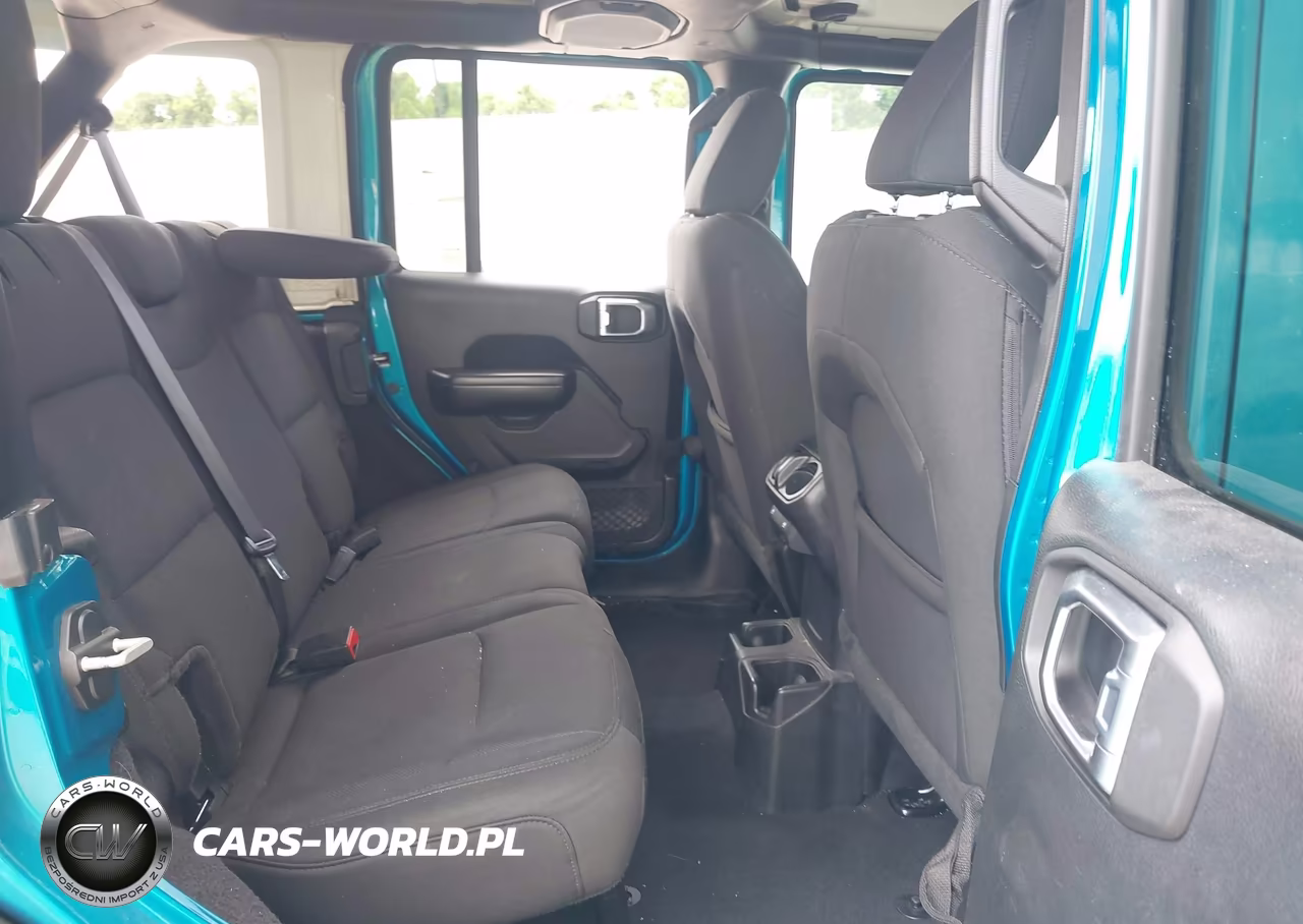 2020 Jeep Wrangler Unlimited Sport S 4X4 VIN:1C4HJXDG2LW110582 - 8