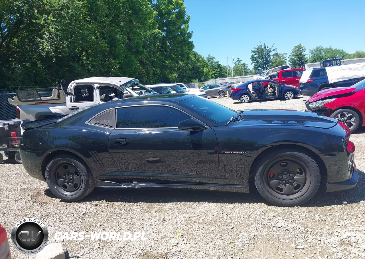 2012 Chevrolet Camaro 2Ls VIN:2G1FA1E30C9163945 - 14