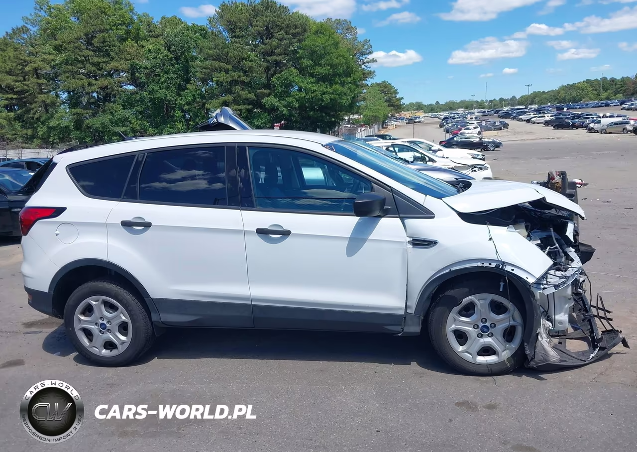 2019 Ford Escape S VIN:1FMCU0F73KUB65280 - 13