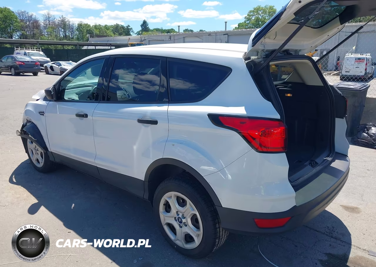 2019 Ford Escape S VIN:1FMCU0F73KUB65280 - 3