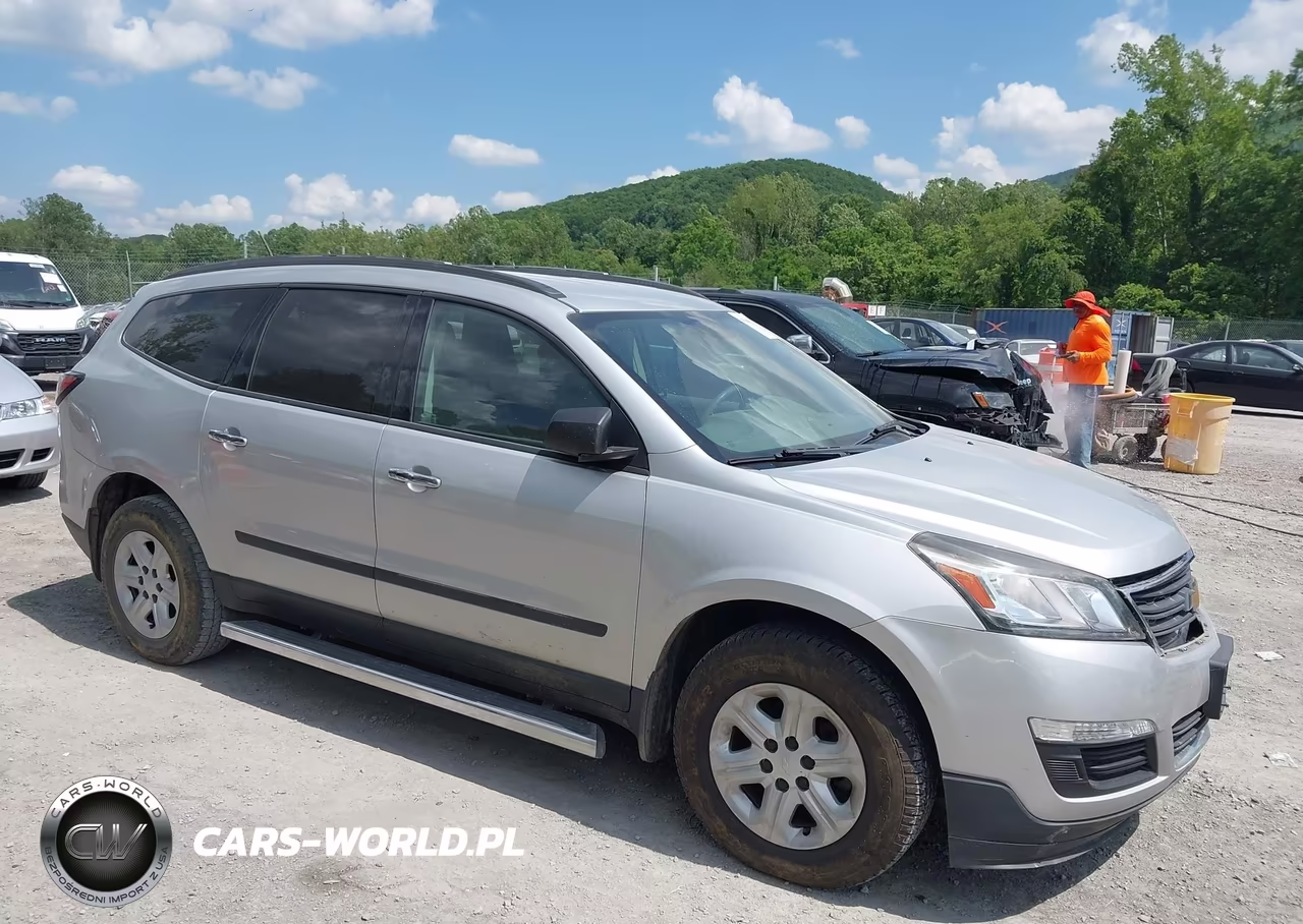 2017 Chevrolet Traverse Ls – zdjęcie 1 z 16
