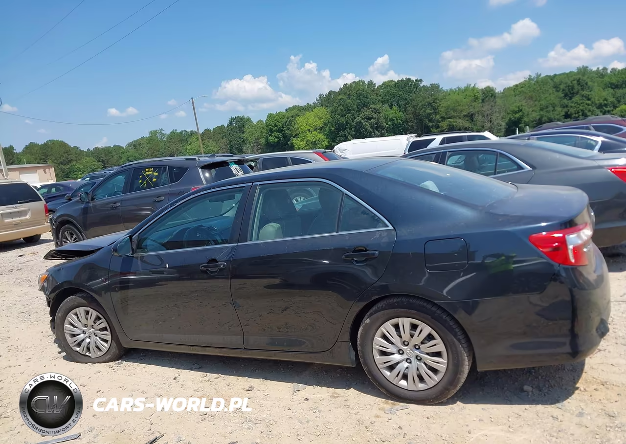 2013 Toyota Camry L VIN:4T4BF1FK3DR292121 - 14