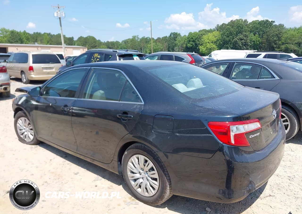 2013 Toyota Camry L VIN:4T4BF1FK3DR292121 - 3