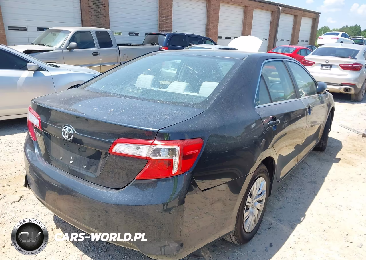 2013 Toyota Camry L VIN:4T4BF1FK3DR292121 - 4