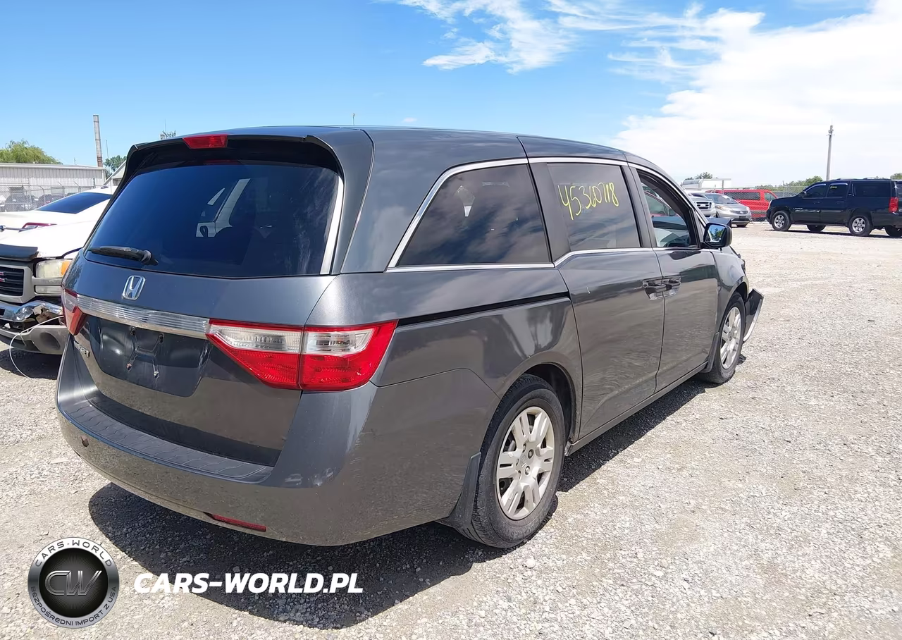 2011 Honda Odyssey Lx VIN:5FNRL5H24BB030236 - 4