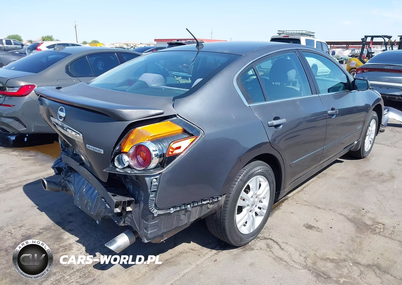 2010 Nissan Altima Hybrid VIN:1N4CL2AP9AC132045 - 4