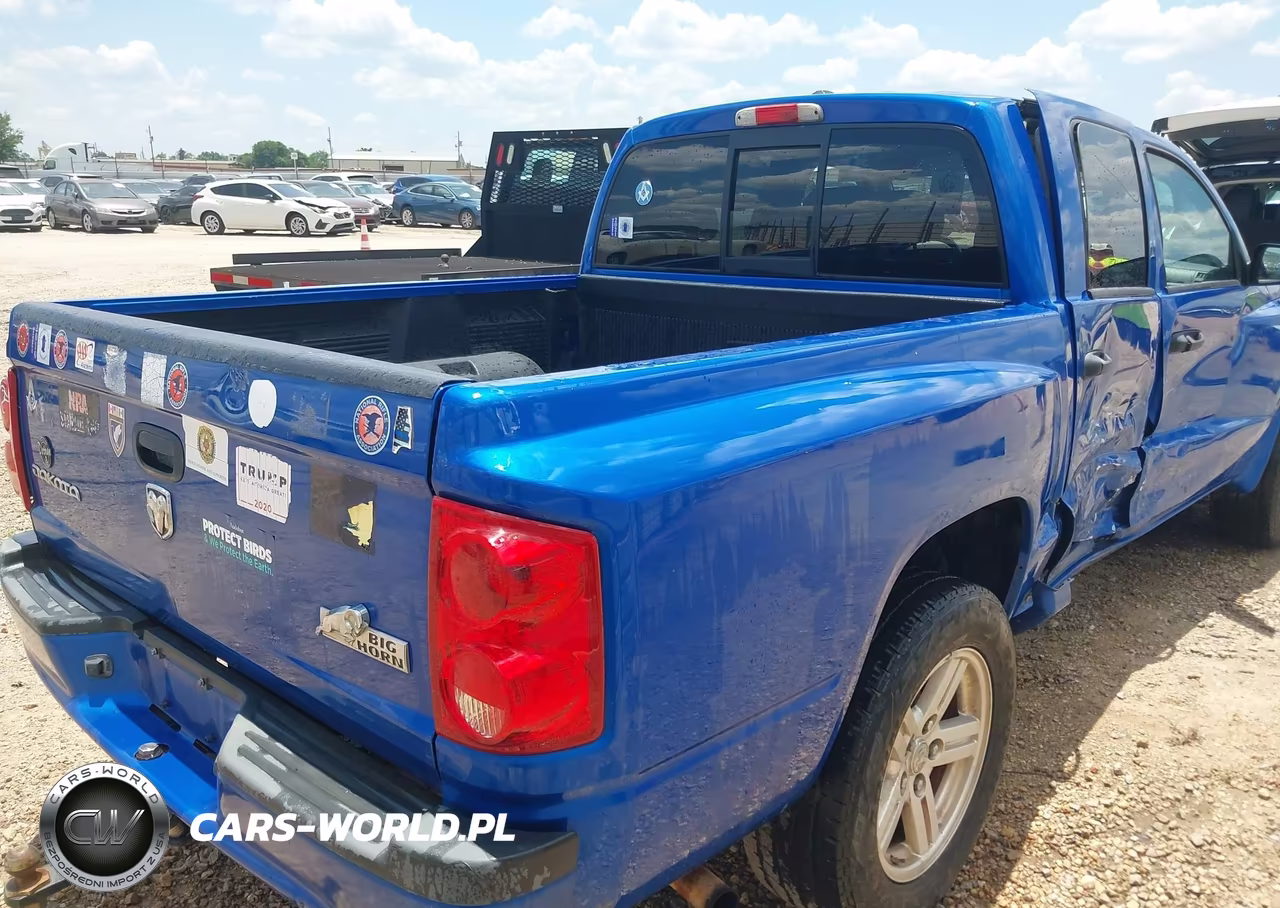 2008 Dodge Dakota Sxt-Bighorn-Lonestar VIN:1D7HE38K18S584510 - 4