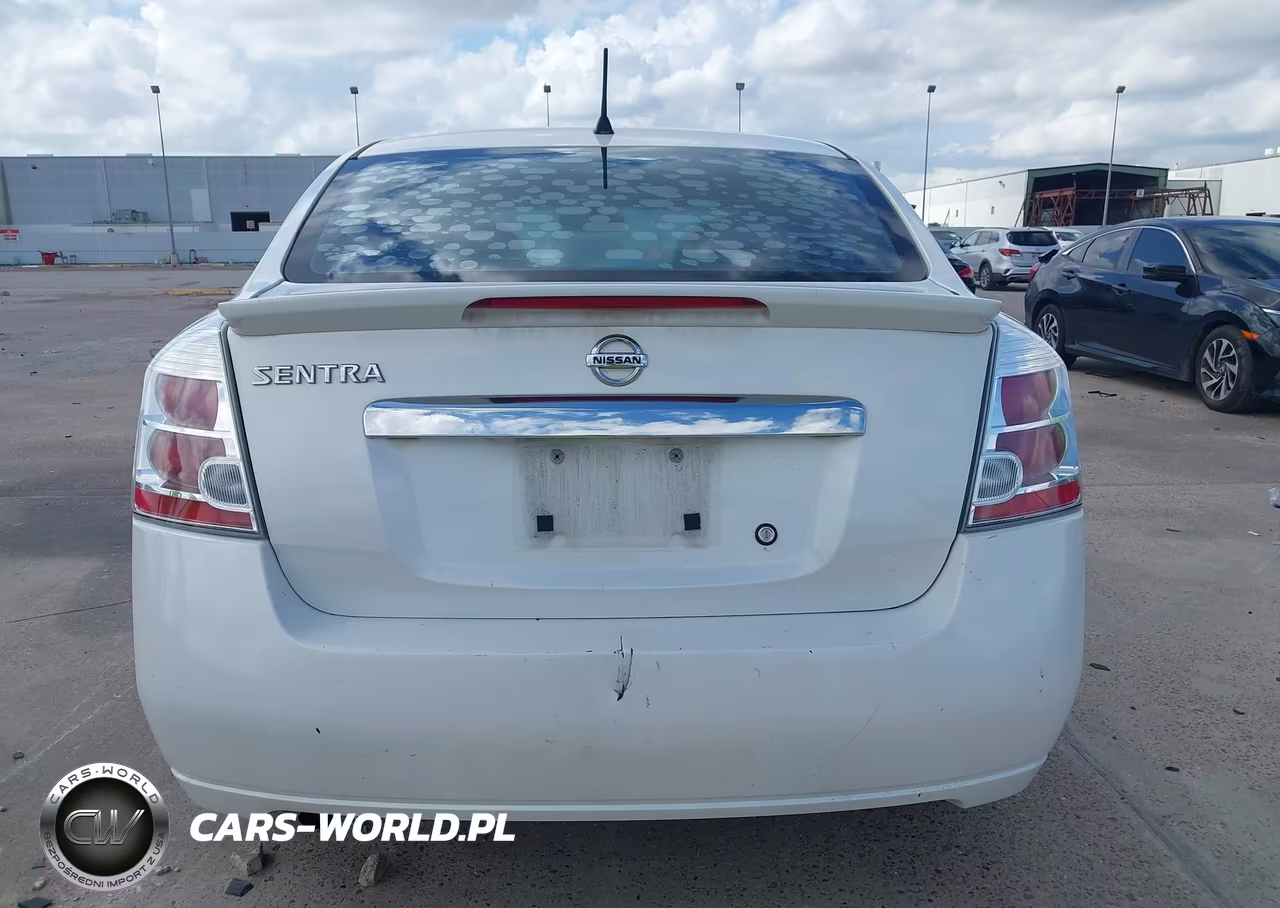 2011 Nissan Sentra 2.0S VIN:3N1AB6AP1BL612472 - 17