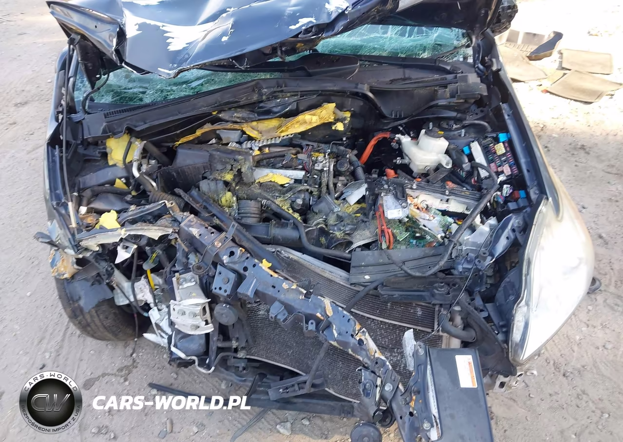 2013 Toyota Prius Two VIN:JTDKN3DU2D5621404 - 10