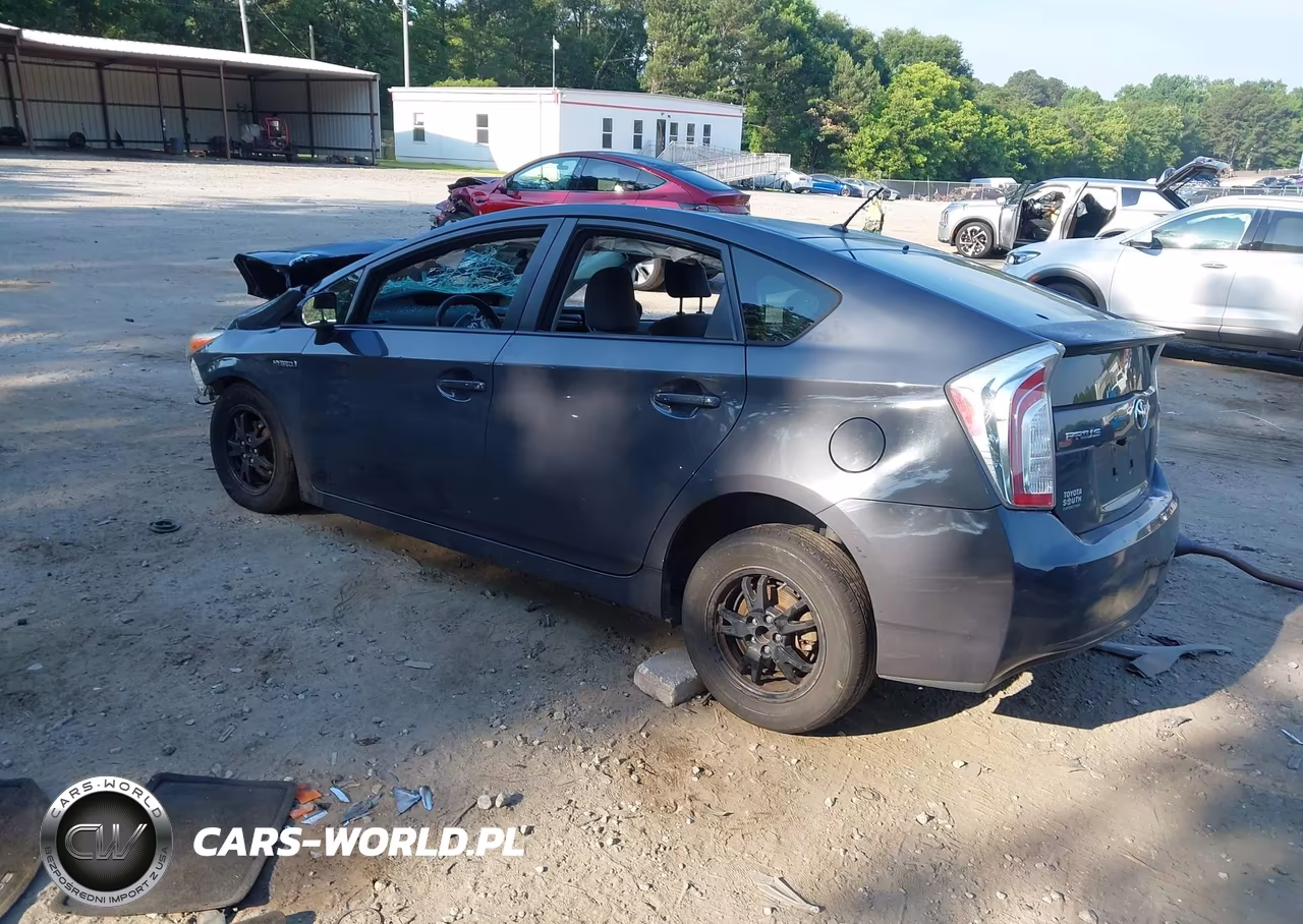 2013 Toyota Prius Two VIN:JTDKN3DU2D5621404 - 3