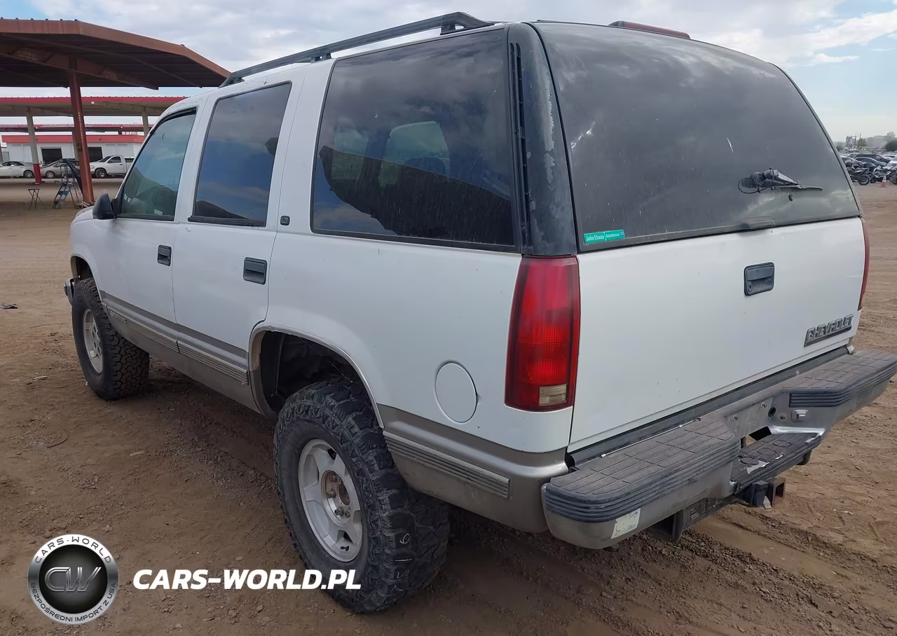 1999 Chevrolet Tahoe Ls VIN:1GNEK13R7XJ480646 - 3