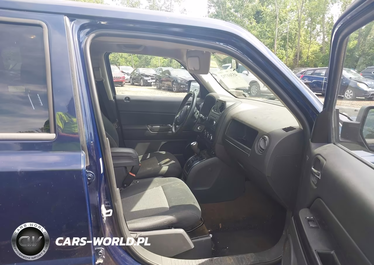 2014 Jeep Patriot Latitude VIN:1C4NJRFB6ED508960 - 5