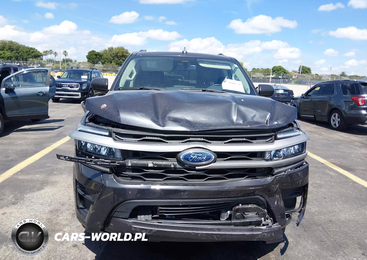 2024 Ford Expedition Xlt VIN:1FMJU1J87REA35343 - 12