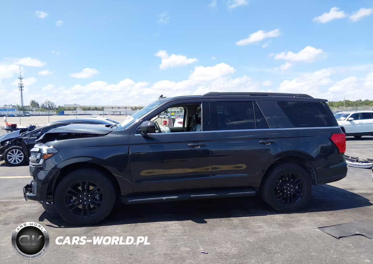 2024 Ford Expedition Xlt VIN:1FMJU1J87REA35343 - 14
