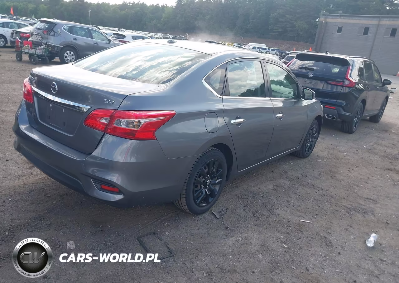 2017 Nissan Sentra Sv VIN:3N1AB7AP4HL708062 - 4