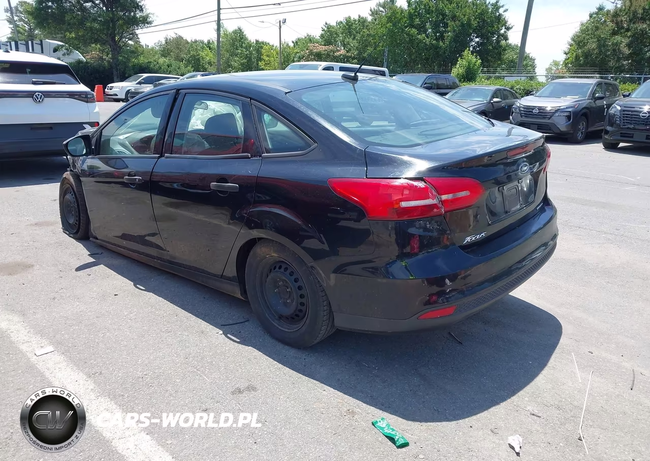 2016 Ford Focus S VIN:1FADP3E22GL241453 - 3