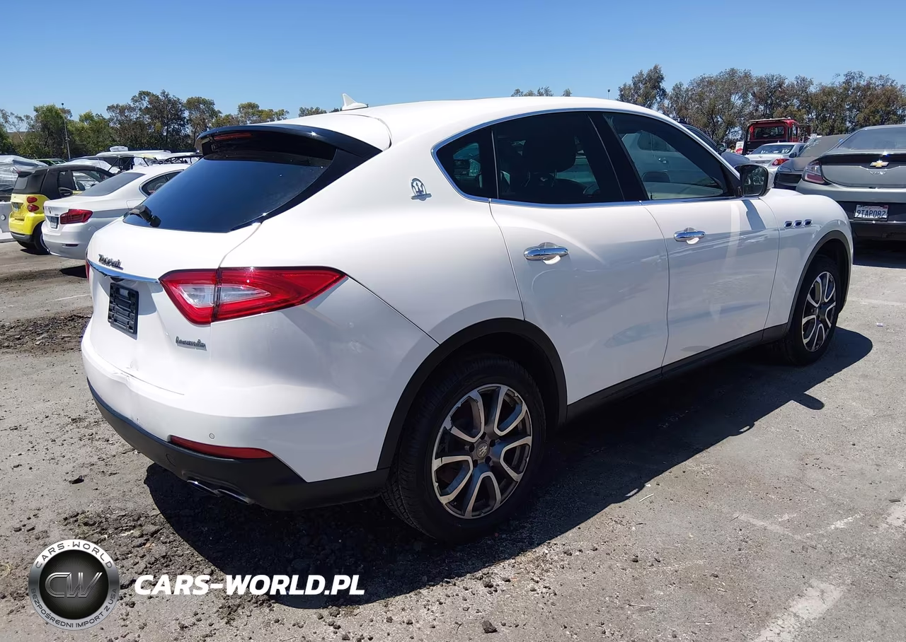 2018 Maserati Levante VIN:ZN661XUA9JX297344 - 4