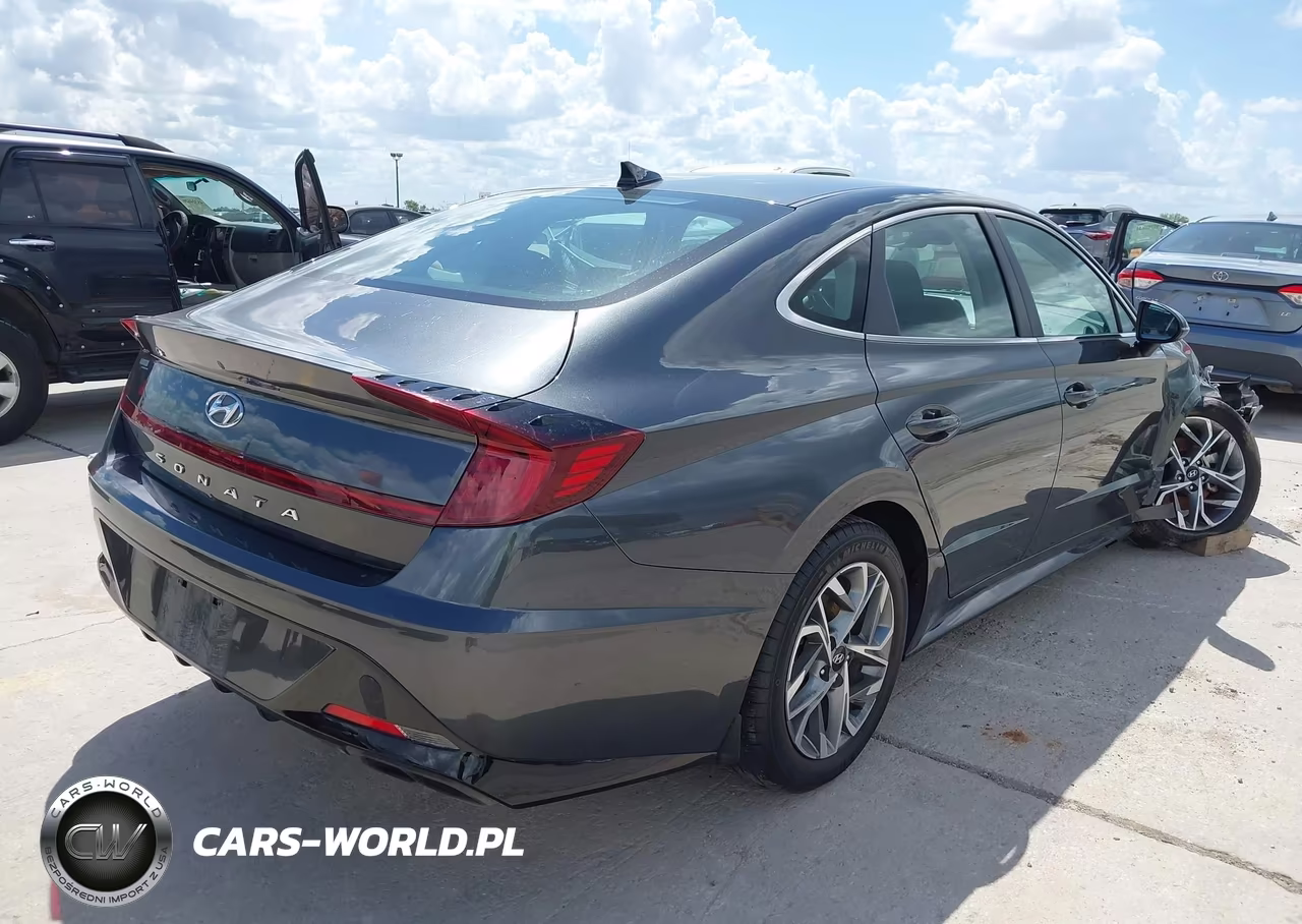 2023 Hyundai Sonata Sel VIN:KMHL64JAXPA343828 - 4