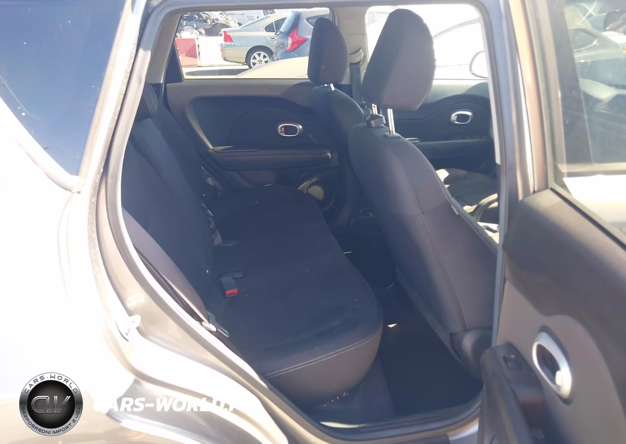 2015 Kia Soul VIN:KNDJN2A23F7160570 - 8