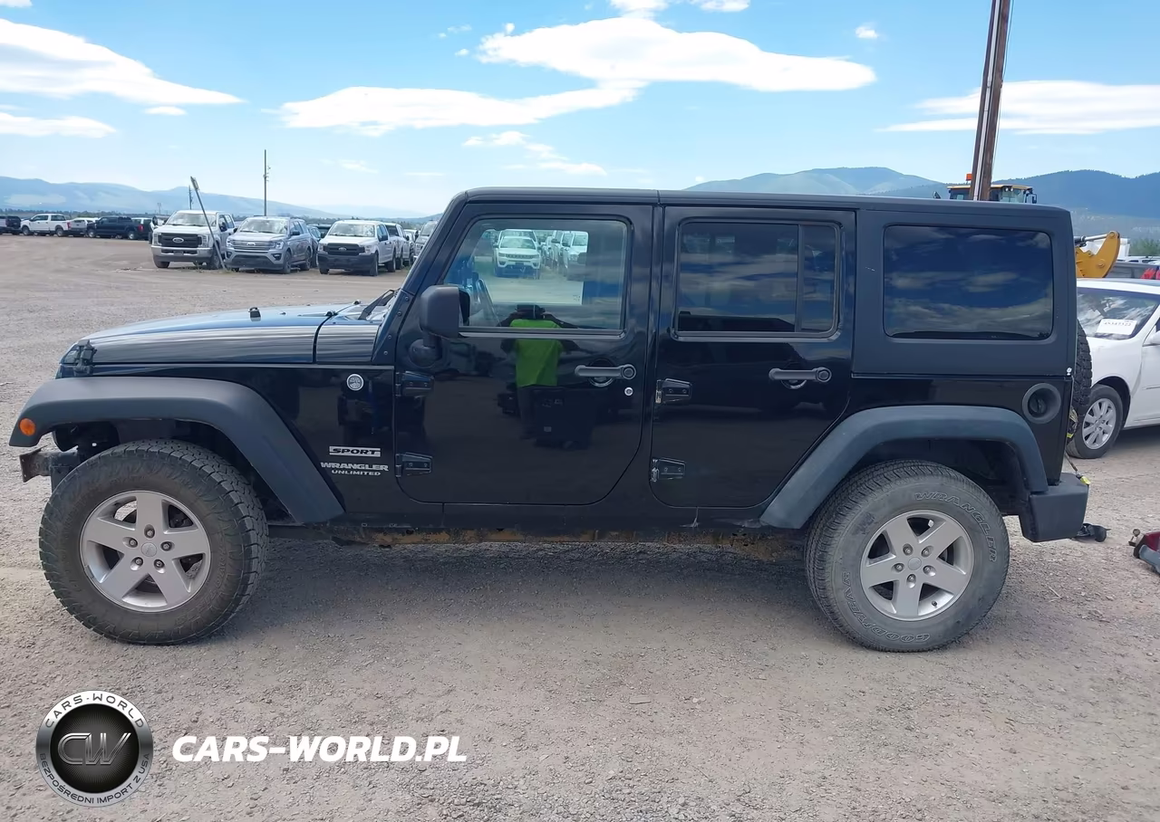 2013 Jeep Wrangler Unlimited Sport VIN:1C4HJWDG0DL606378 - 15