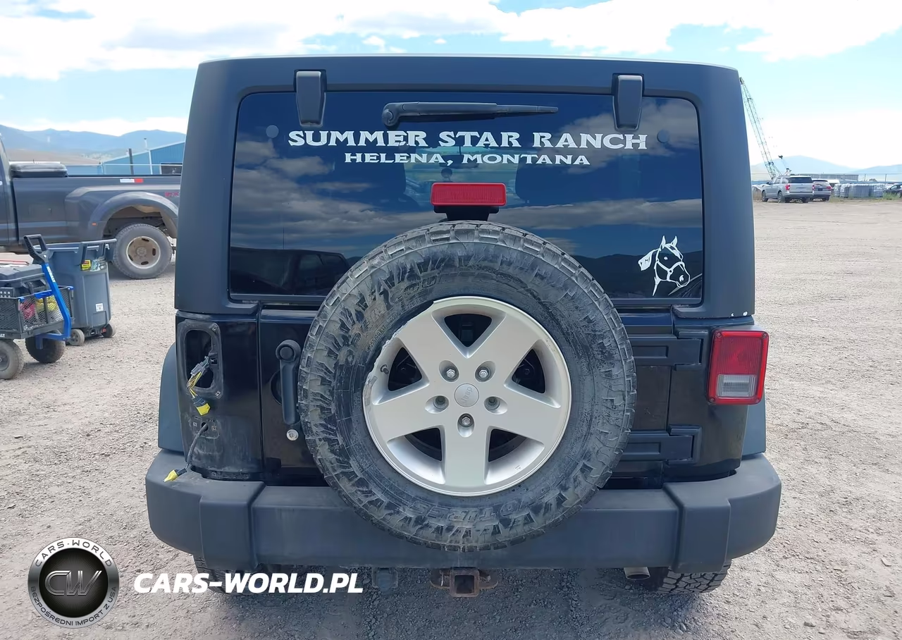 2013 Jeep Wrangler Unlimited Sport VIN:1C4HJWDG0DL606378 - 17