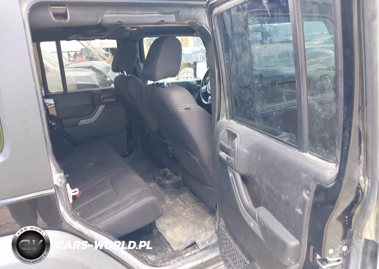 2013 Jeep Wrangler Unlimited Sport VIN:1C4HJWDG0DL606378 - 8