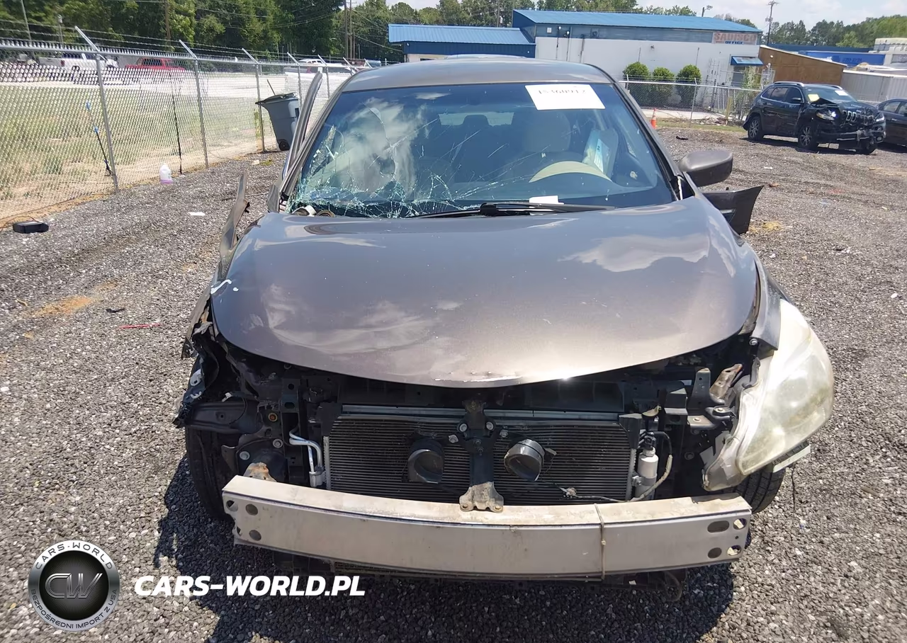 2015 Nissan Altima 2.5 S VIN:1N4AL3AP0FC204111 - 13