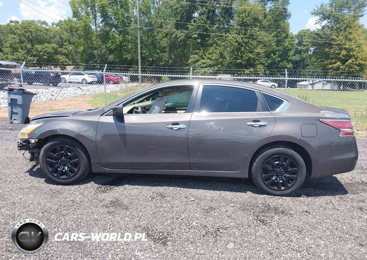 2015 Nissan Altima 2.5 S VIN:1N4AL3AP0FC204111 - 15