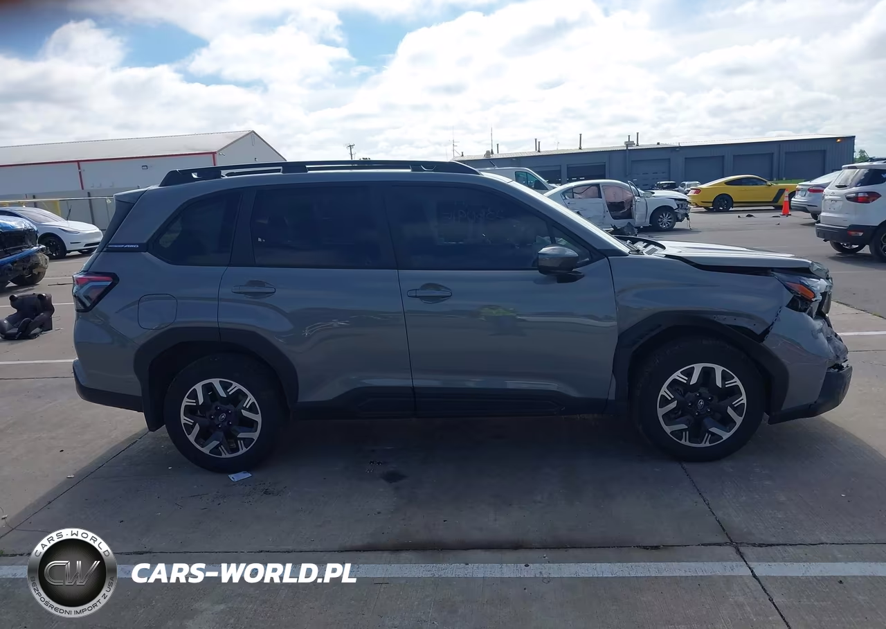 2026 Subaru Forester Premium VIN:4S4SLDD60T3009799 - 13