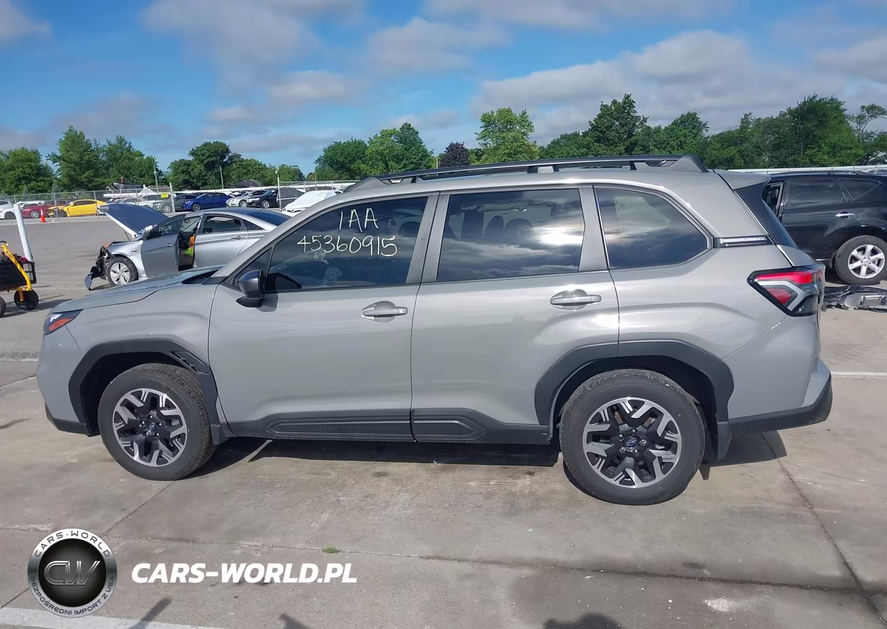 2026 Subaru Forester Premium VIN:4S4SLDD60T3009799 - 14