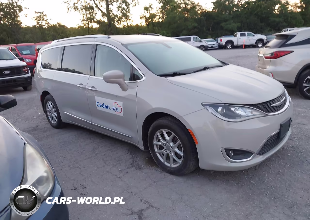 2020 Chrysler Pacifica Touring L – zdjęcie 1 z 16