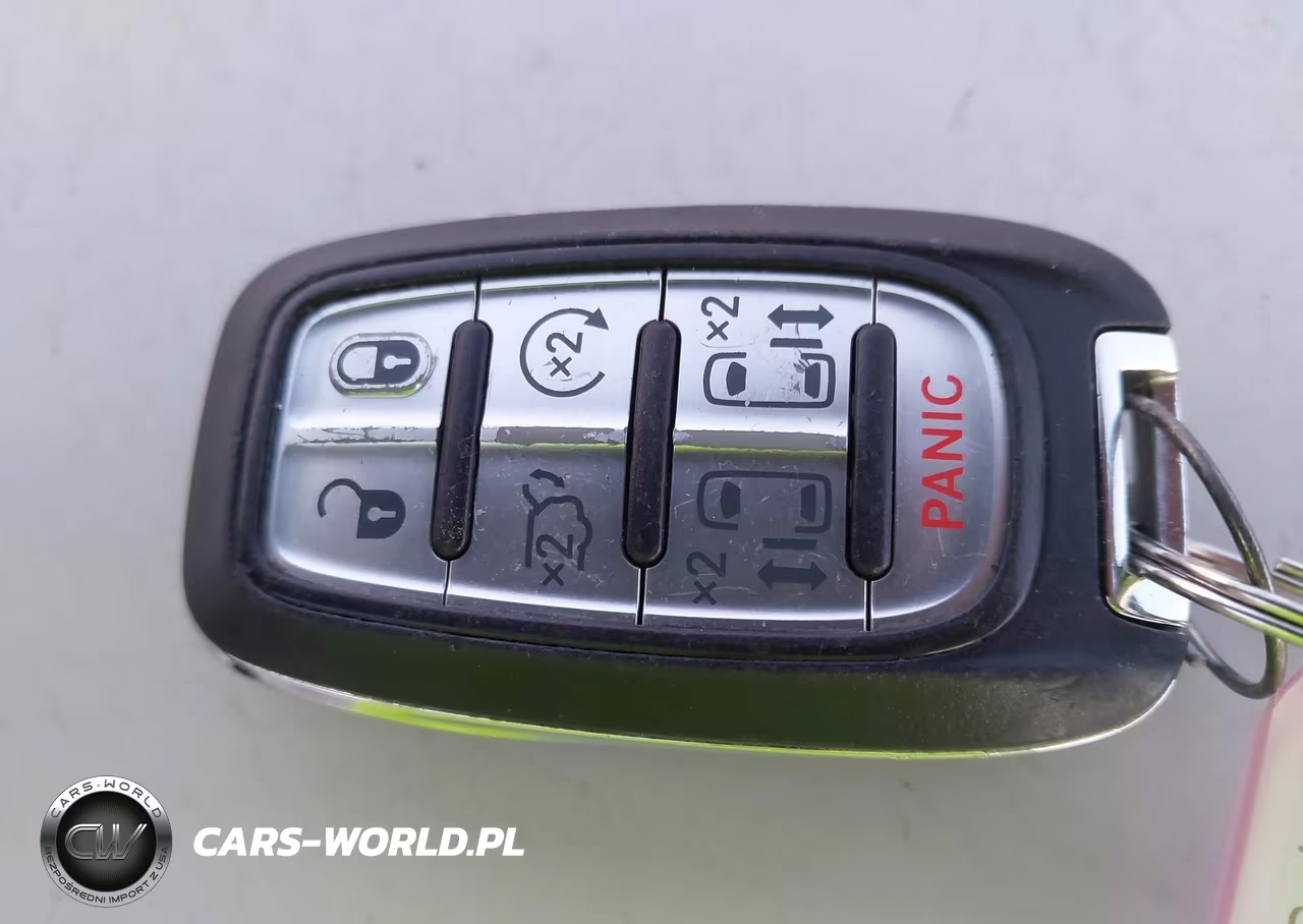 2020 Chrysler Pacifica Touring L VIN:2C4RC1BG7LR204917 - 11